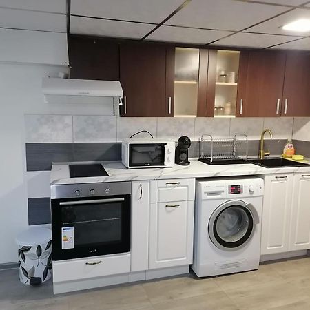 Апартамемт 3 Места С Кухня С Дворче Apartment Vratsa Exterior photo